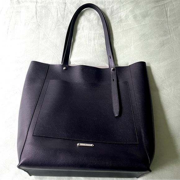 Rebecca Minkoff Handbags - Rebecca Minkoff Black Leather Purse/Tote